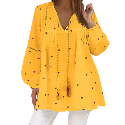 Openwork shirt with lace stitching
