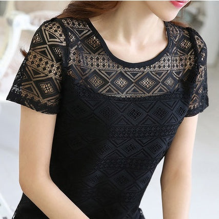 Lace openwork bottoming shirt