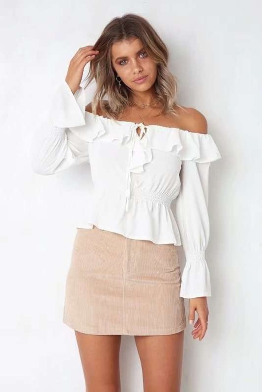 Lace-up shoulder ruffle shirt