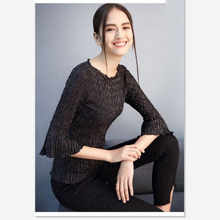 Middle sleeve bottoming shirt