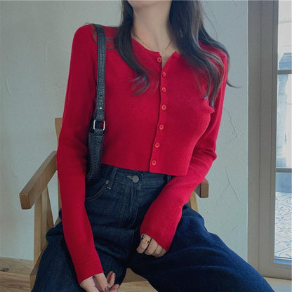 V-neck sweater bottoming shirt