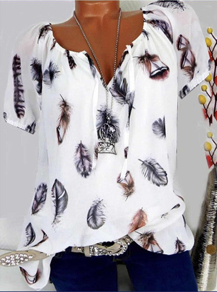 Feather printed V-neck shirt